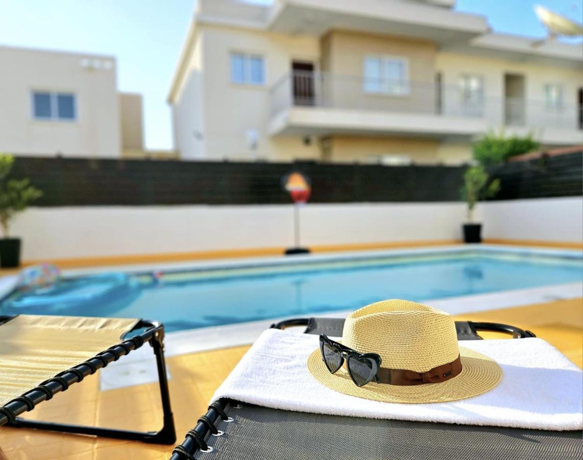 Spacious Villa With Private Pool Πάφος Εξωτερικό φωτογραφία