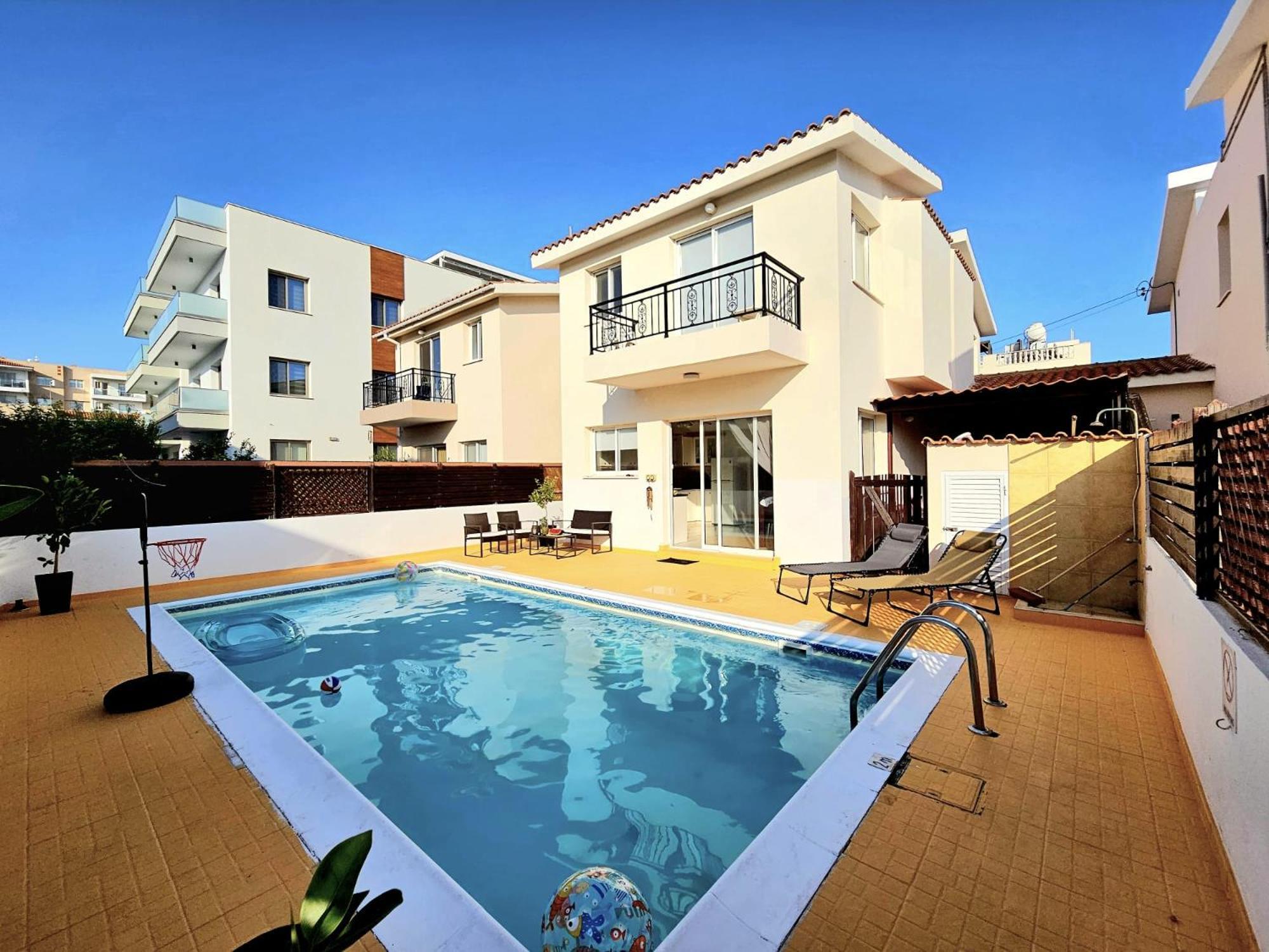 Spacious Villa With Private Pool Πάφος Εξωτερικό φωτογραφία